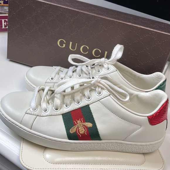 ‼️‼️‼️SOLD‼️‼️‼️Gucci Ace Sneaker with embroidered bee size 36 women sneaker - Picture 11 of 11